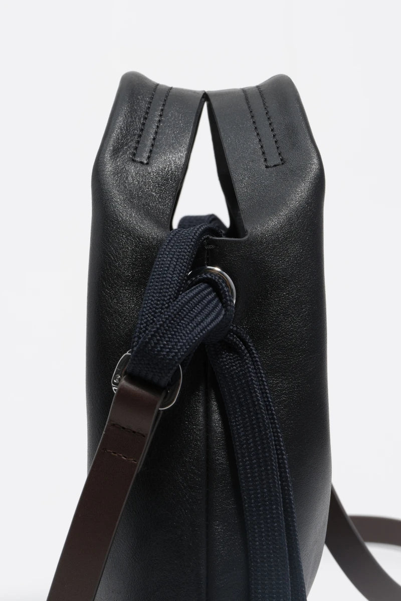 Bimba y Lola BOLSO DE MANO PIEL NEGRO